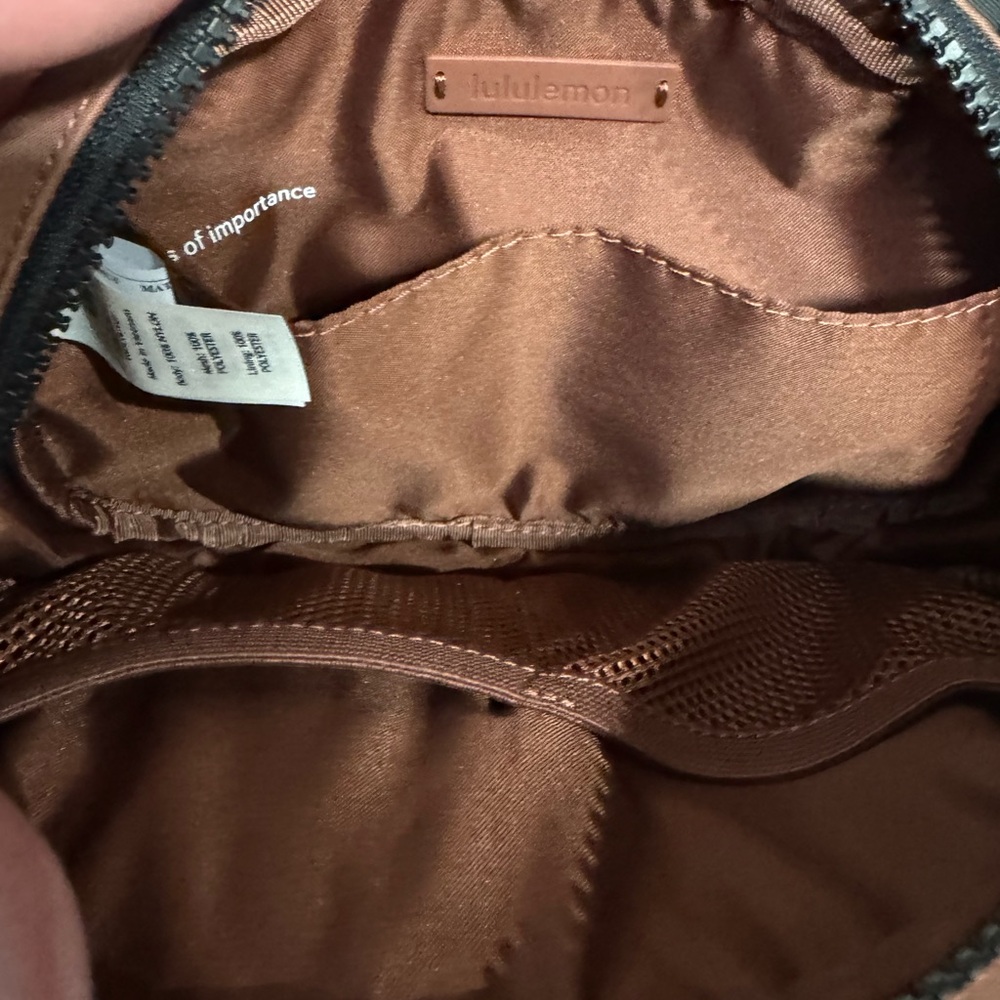 Lululemon Take it On Belt Bag - Ancient Copper - Like New - Picture 4 of 4